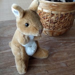 New kangaroo toy